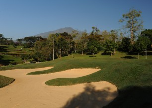 Taman Dayu Golf Club & Resort  | Golfové zájezdy, golfová dovolená, luxusní golf