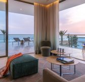 Golf-Maroko-Agadir-hotel-Hyatt-Regency-Taghazout-Bay-Terrace-Living-Room-Suite