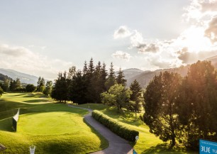 Dachstein Tauern Golf & Country Club<span class='vzdalenost'>(144 km od hotelu)</span>